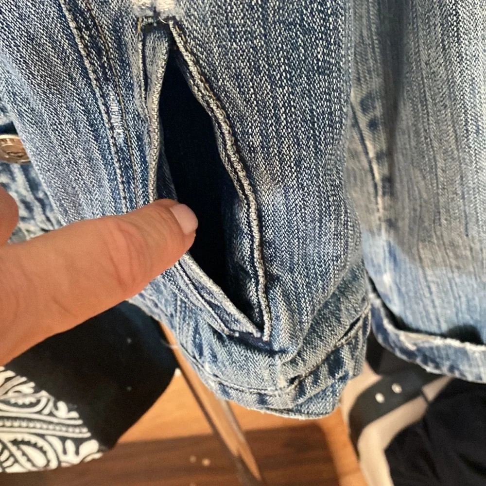 Squeeze Jean Jacket - Picture 5 of 14